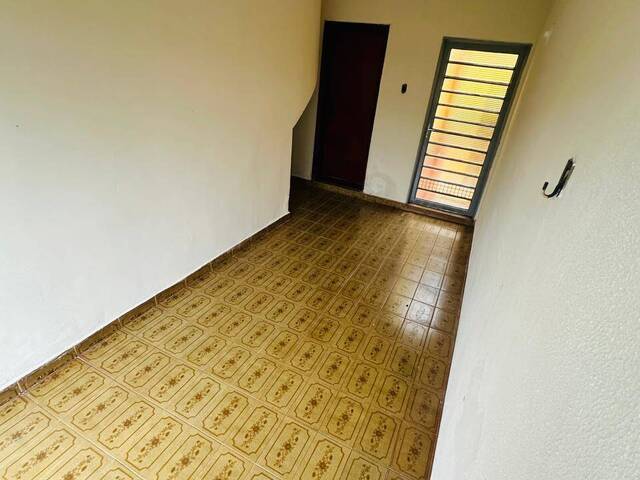 #215 - Casa para Locação em Ribeirão Preto - SP