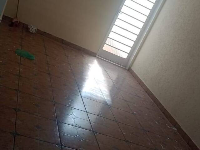 Casa para Locação em Ribeirão Preto - 3